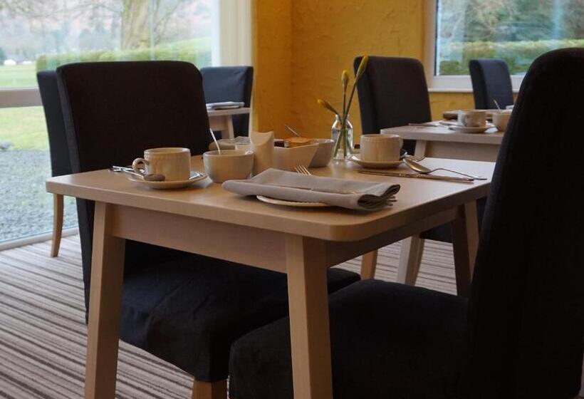 بنسيون Bluebird Lodge