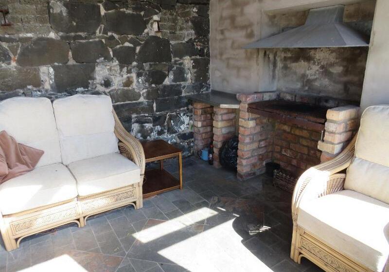 Pensione Carnside Guest House