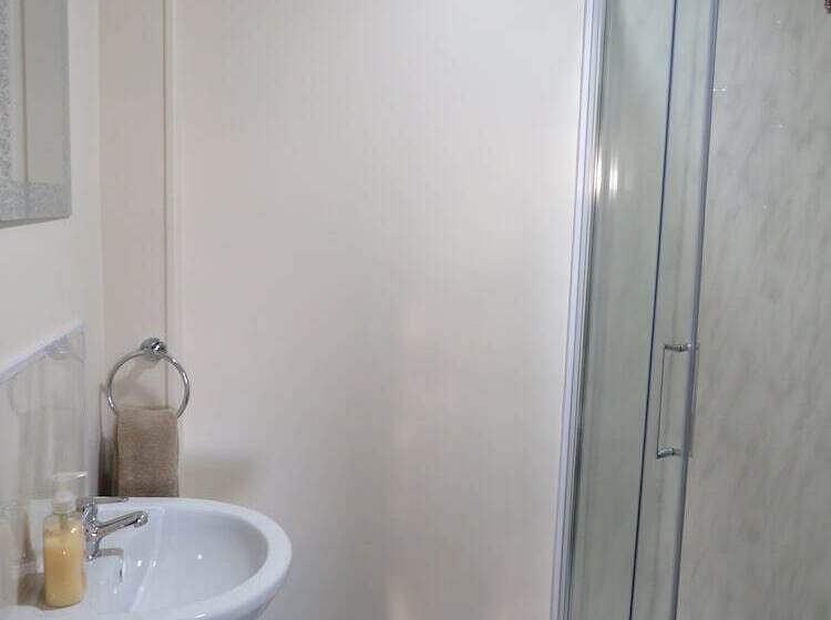 Pensione Carnside Guest House