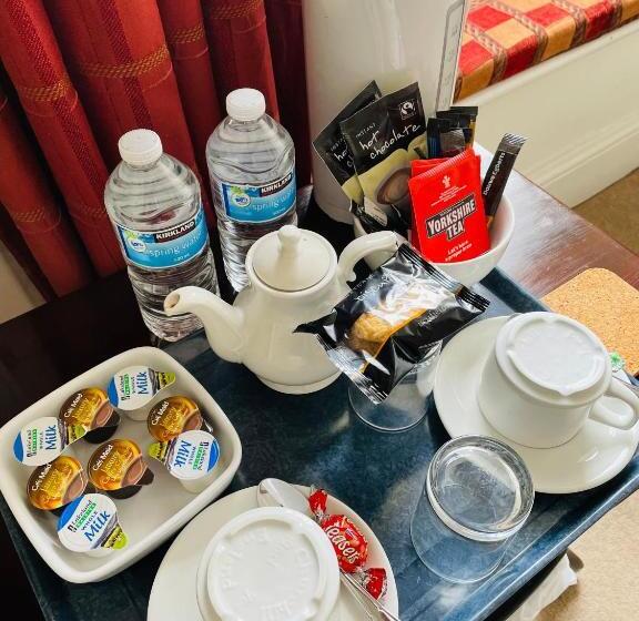 بنسيون Corncroft Guest House