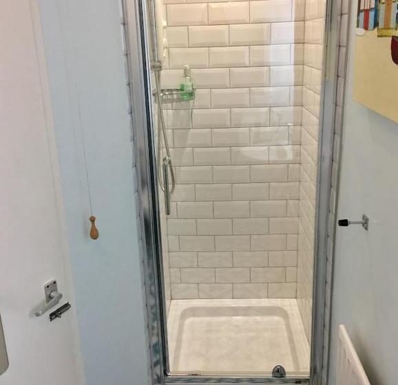 ペンション Derrin Guest House