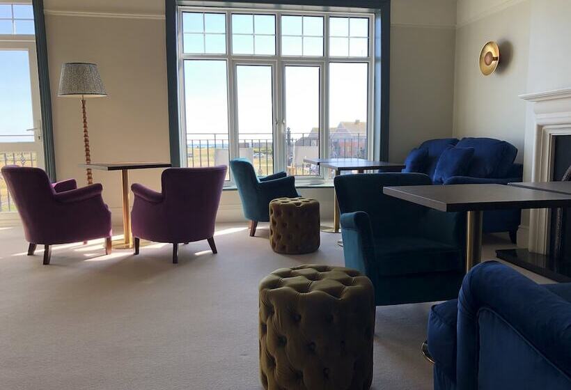 Пансион East Beach Guest House