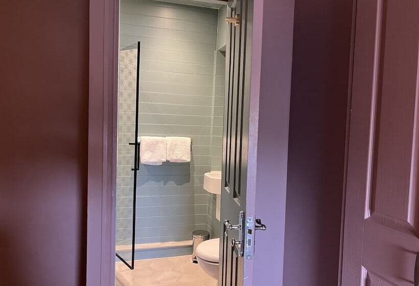 Пансион East Beach Guest House