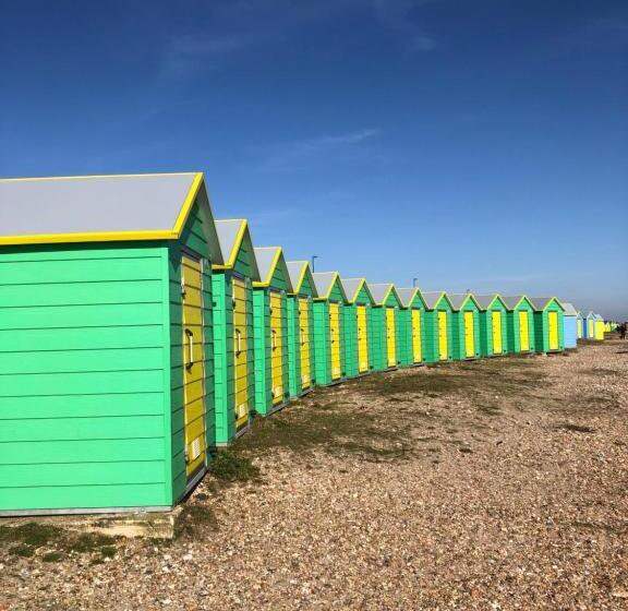 Пансион East Beach Guest House