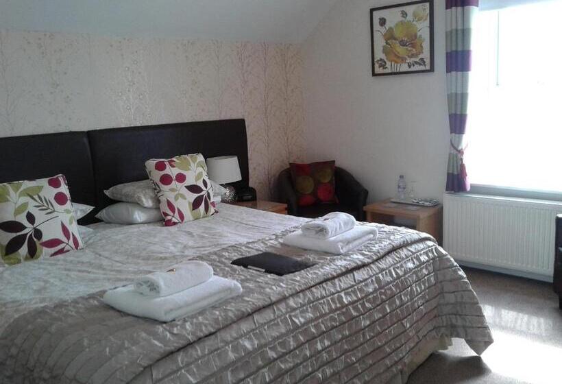 بنسيون Ellinbrook Guest House