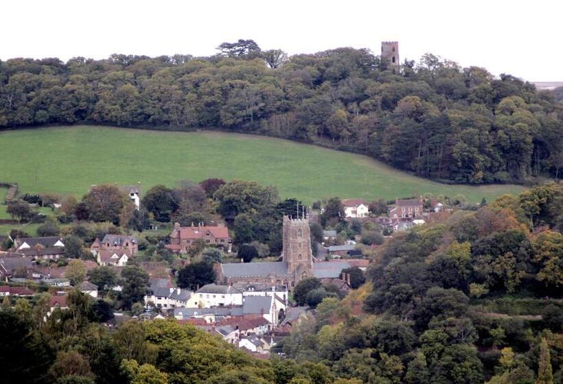 بنسيون Exmoor House