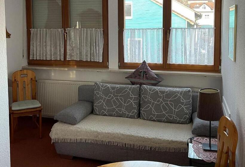 פנסיון Garni Vitamari