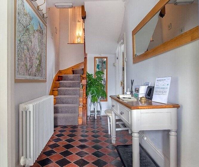 פנסיון Garth Dderwen