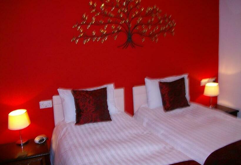 ペンション Gate Lodge Guest House