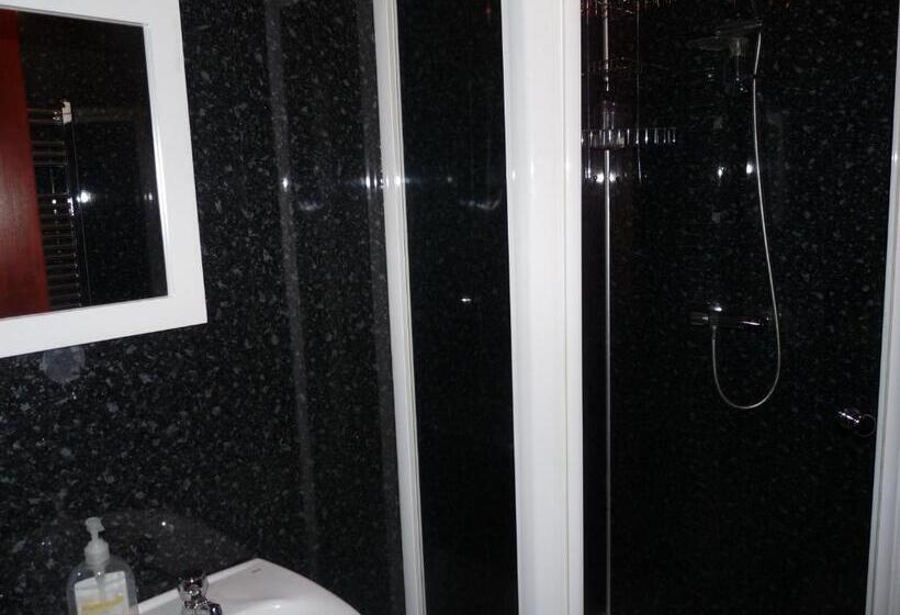 بنسيون Glengorm Guest House