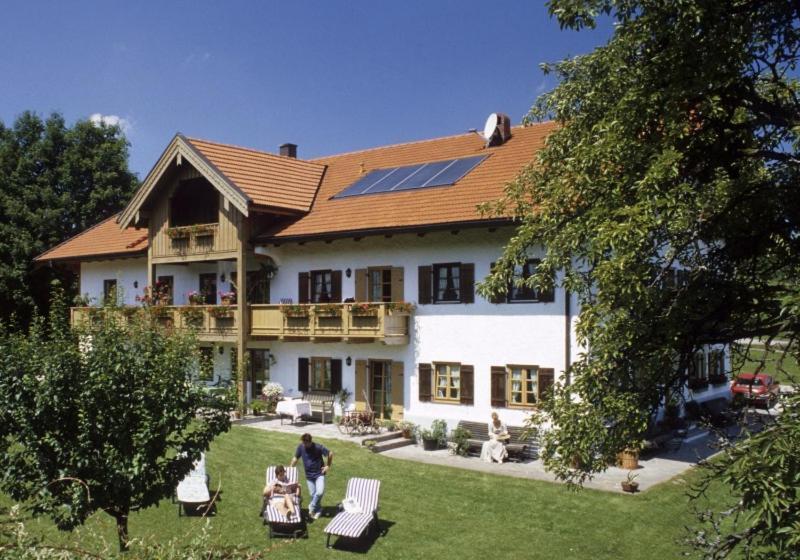 ペンション Gästehaus Lechner