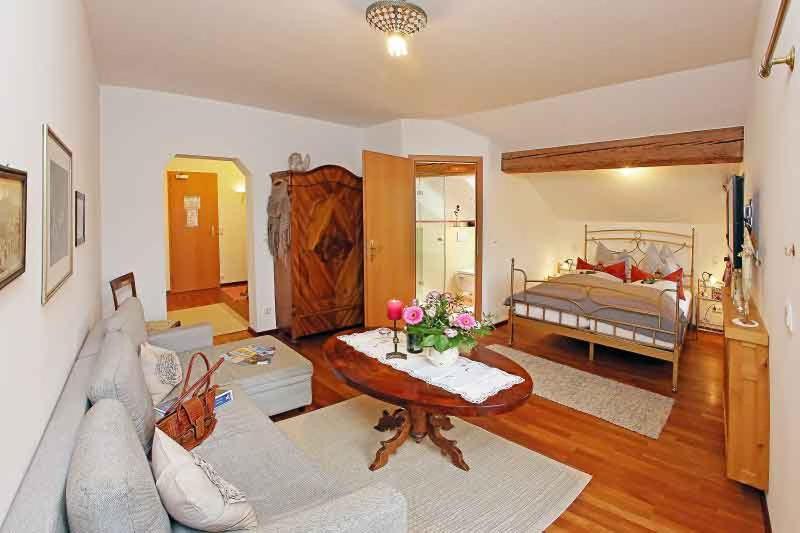 ペンション Gästehaus Lechner