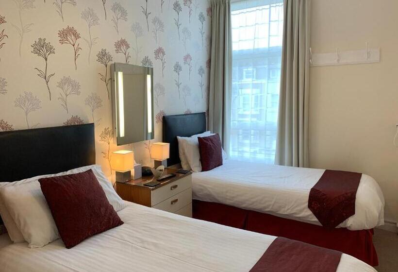 פנסיון Howdale