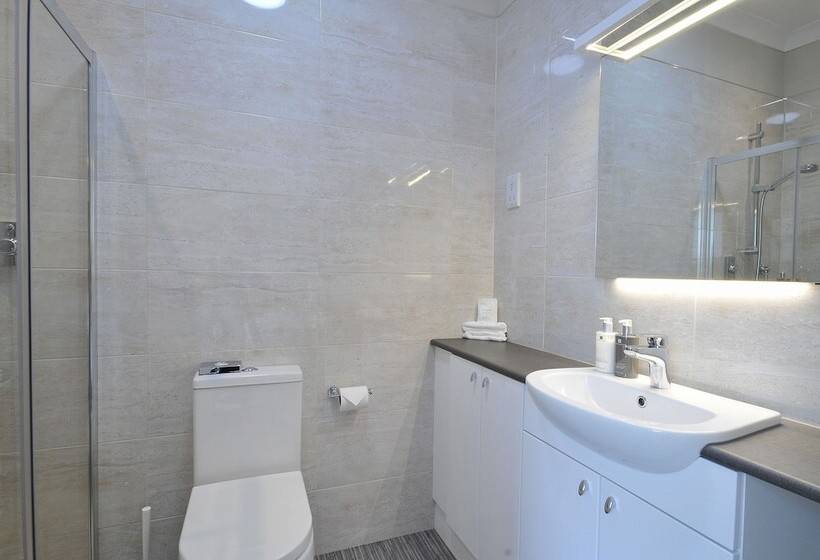 بنسيون Marton Grange Country House