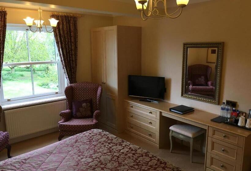 بنسيون Marton Grange Country House