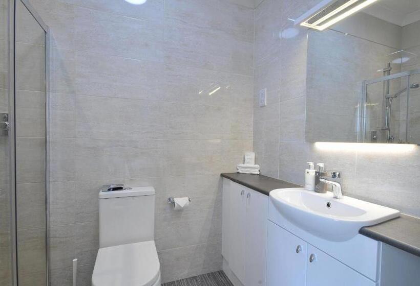 بنسيون Marton Grange Country House