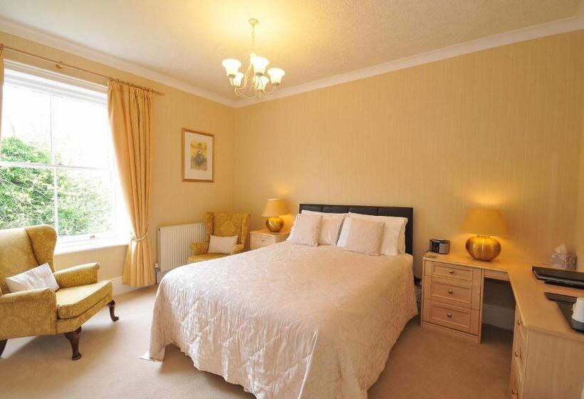 بنسيون Marton Grange Country House