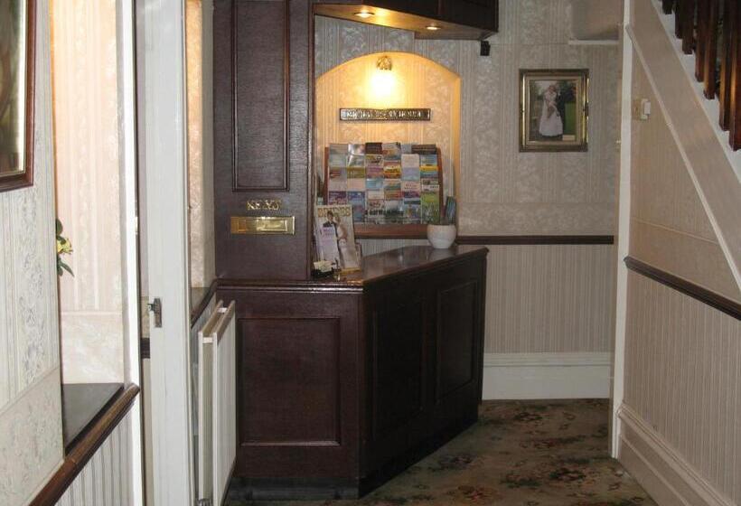 بنسيون Michaelson House