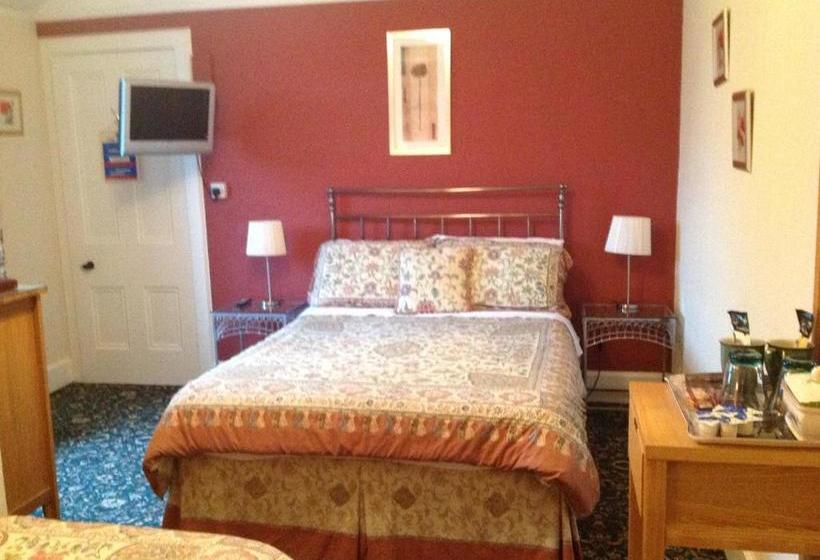 פנסיון Moraydale Guest House