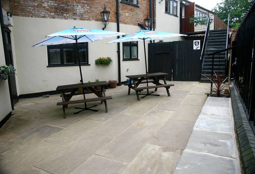 Пансион Number Four