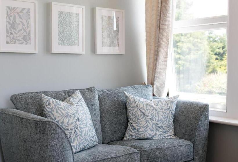 פנסיון Poole Park House