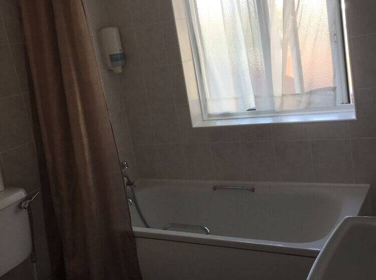 پانسیون Seawold Guest House