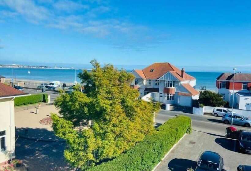 پانسیون Seawold Guest House