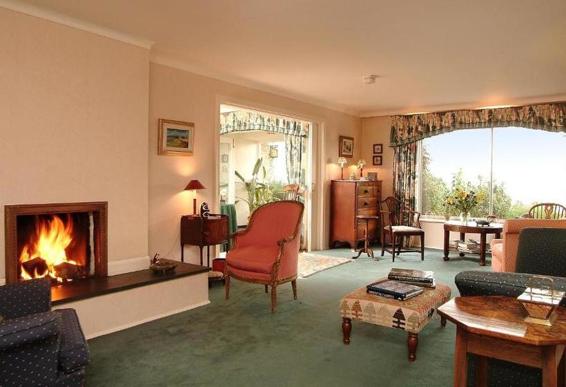 Пансион Shallowdale House