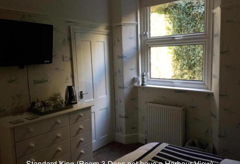 ペンション Shellseekers Guest House