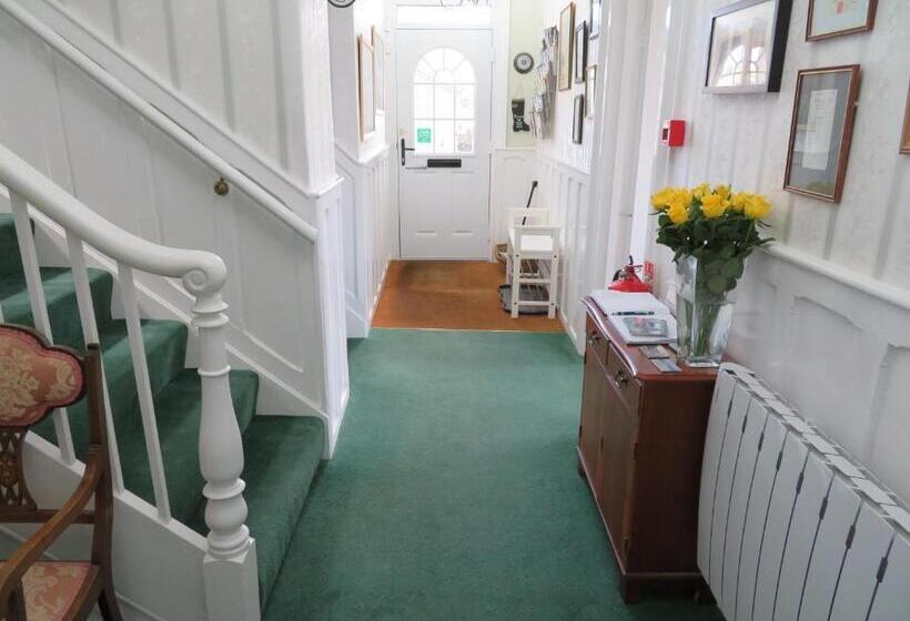 ペンション Sinai House