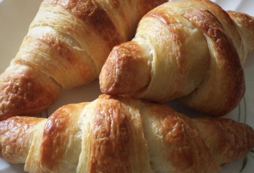 Пансион Stratton Gardens