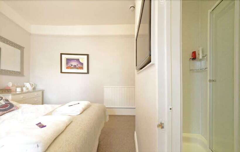 פנסיון Sunrise Guest House