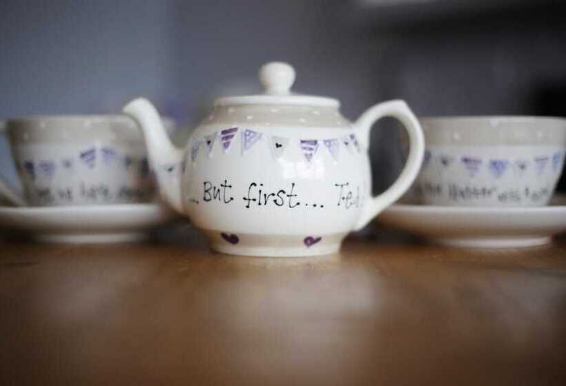 פנסיון Sunrise Guest House