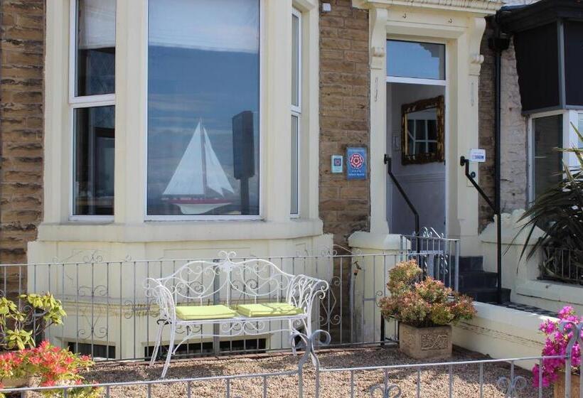 Пансион The Ashley