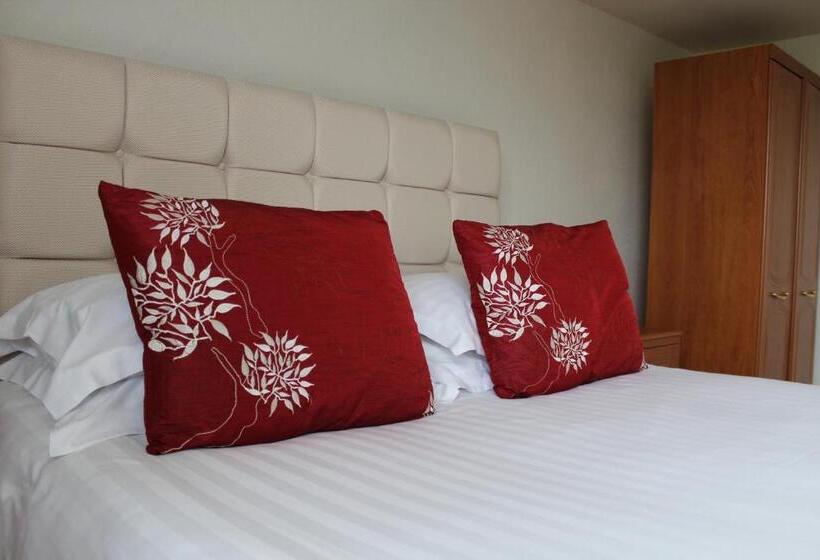 Пансион The Ashley