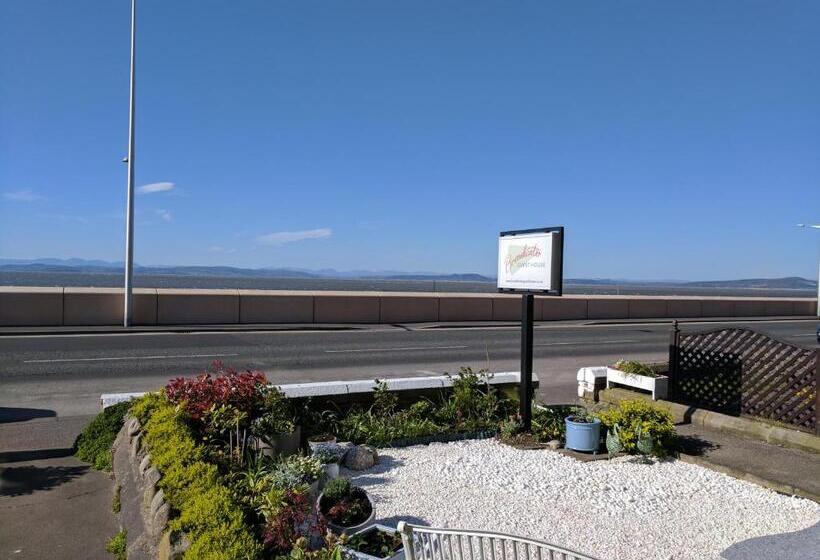 פנסיון The Broadwater Guest House