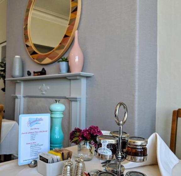 פנסיון The Broadwater Guest House