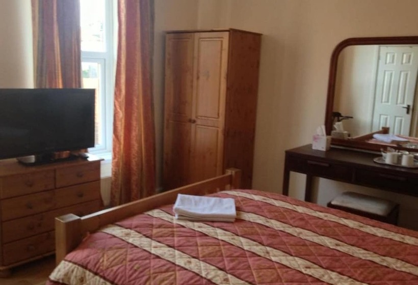 פנסיון The Dharma Lodge