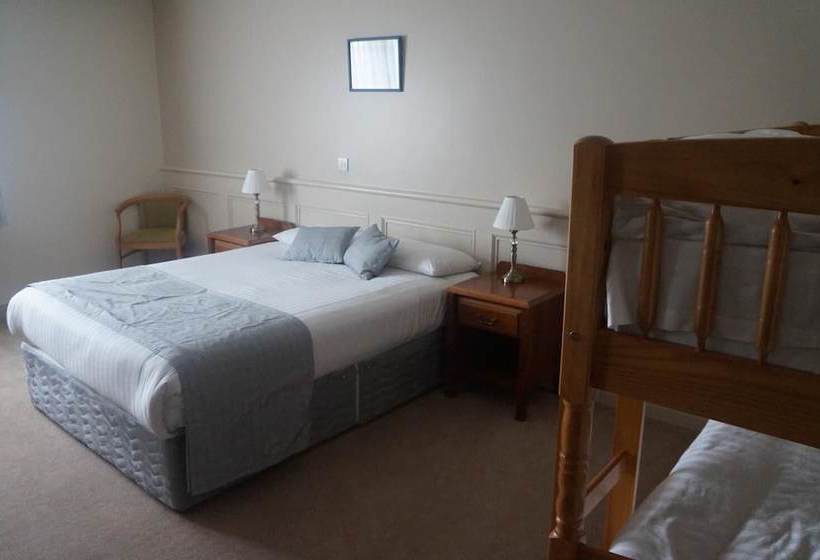 펜션 The Lough & Quay Guest Accommodation