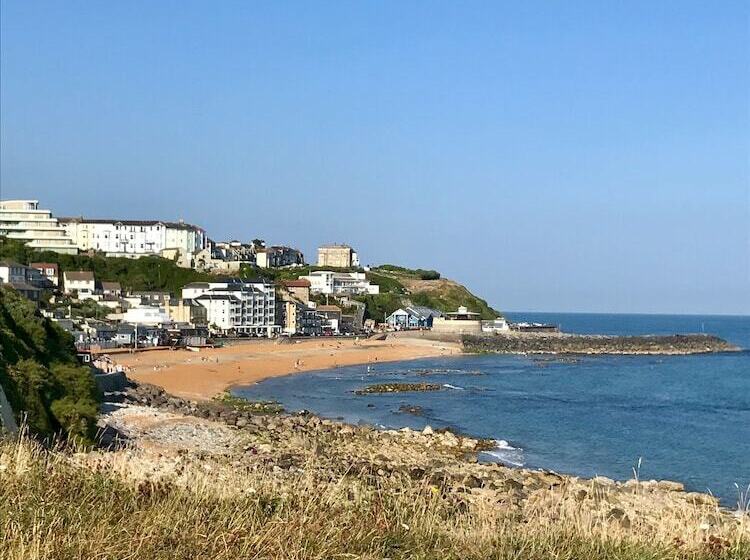 펜션 The Miclaran Guest House