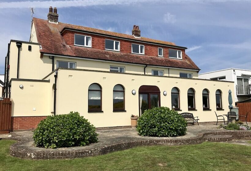 펜션 The Miclaran Guest House