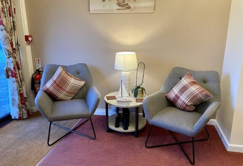 펜션 The Miclaran Guest House