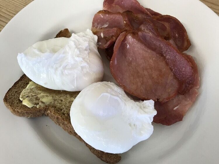 펜션 The Miclaran Guest House