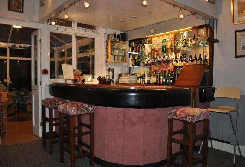 膳宿费 The Russell