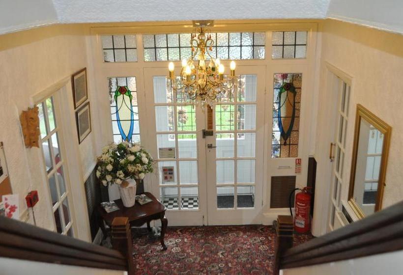 膳宿费 The Russell