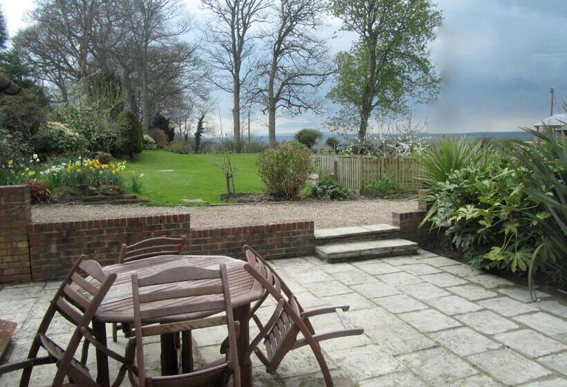 بنسيون Wartling Place Country House