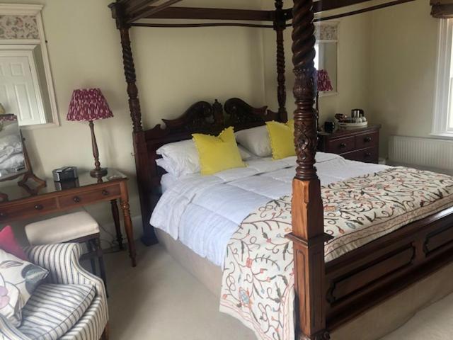 بنسيون Wartling Place Country House