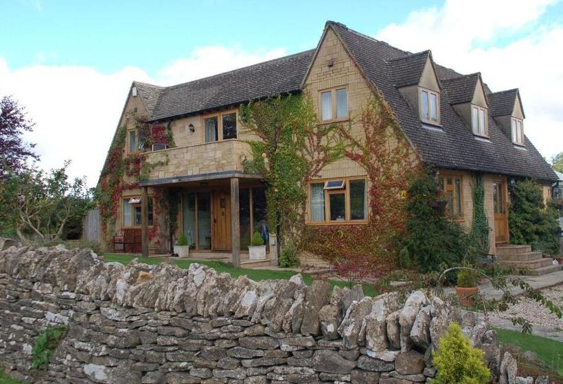 بنسيون Woodland Guesthouse