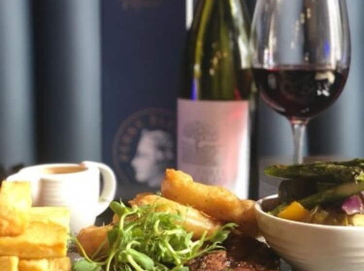 The Halston Carlisle