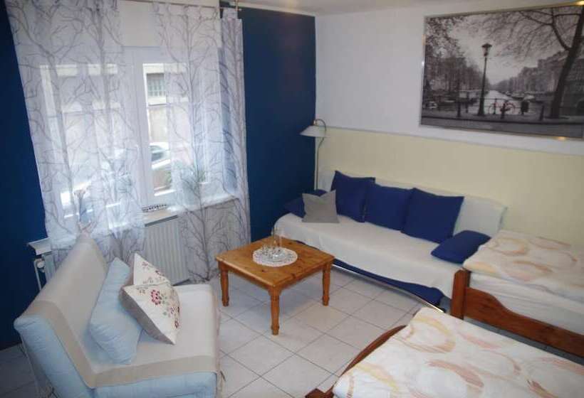 호스텔 Gästehaus Kampik